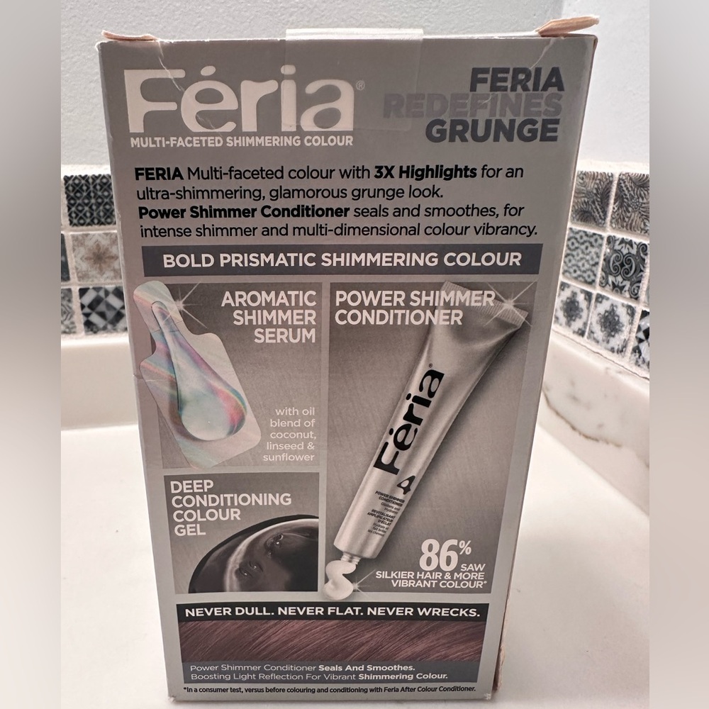 L’Oreal Féria Dusty Mauve #721 glam grunge conditioning hair color - Picture 2 of 5